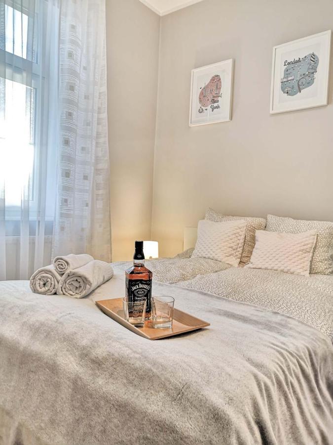 Bankowa 8 Guest Rooms Zielona Góra Eksteriør billede