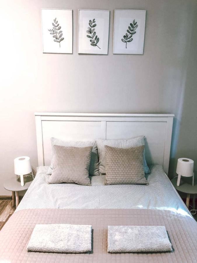 Bankowa 8 Guest Rooms Zielona Góra Eksteriør billede