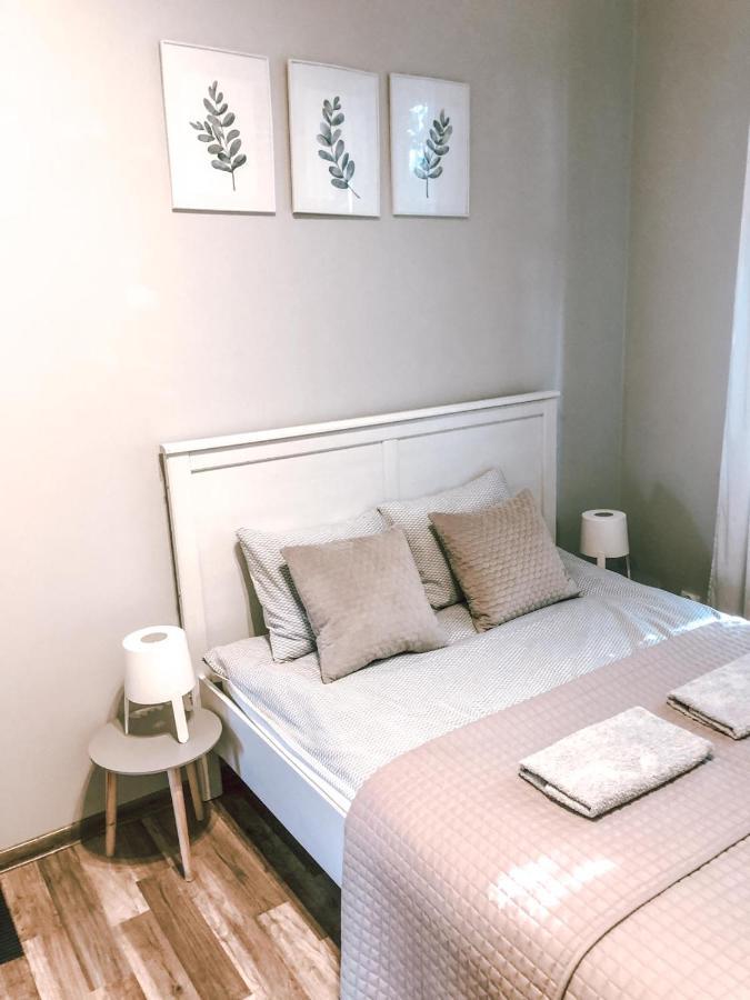 Bankowa 8 Guest Rooms Zielona Góra Eksteriør billede